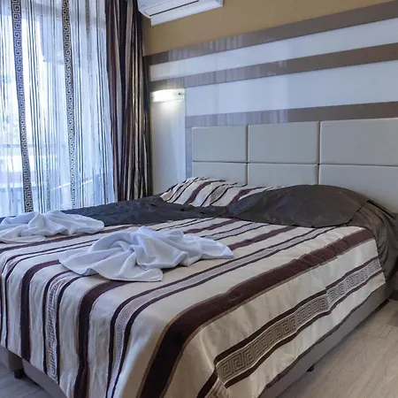 Deluxe Gallery 2 Sluneční pobřeží