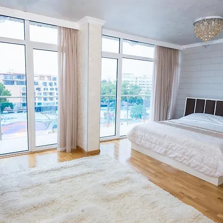 Deluxe Gallery 2 Apartment Sunny Beach