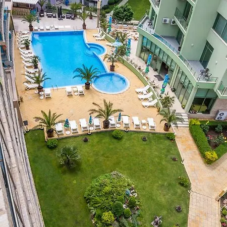 Deluxe Gallery 2 公寓