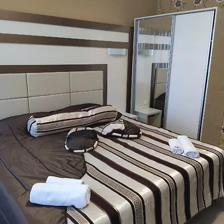 Deluxe Gallery 2 Apartment *