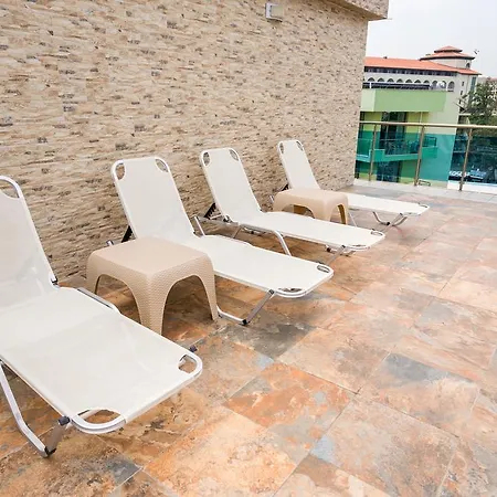 Deluxe Gallery 2 Apartament *