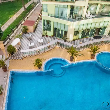 Deluxe Gallery 2 Apartament Słoneczny Brzeg